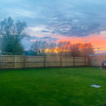 Narborough  Blossom Lodge - Detached Bungalow Near Kings Lynn מראה חיצוני תמונה